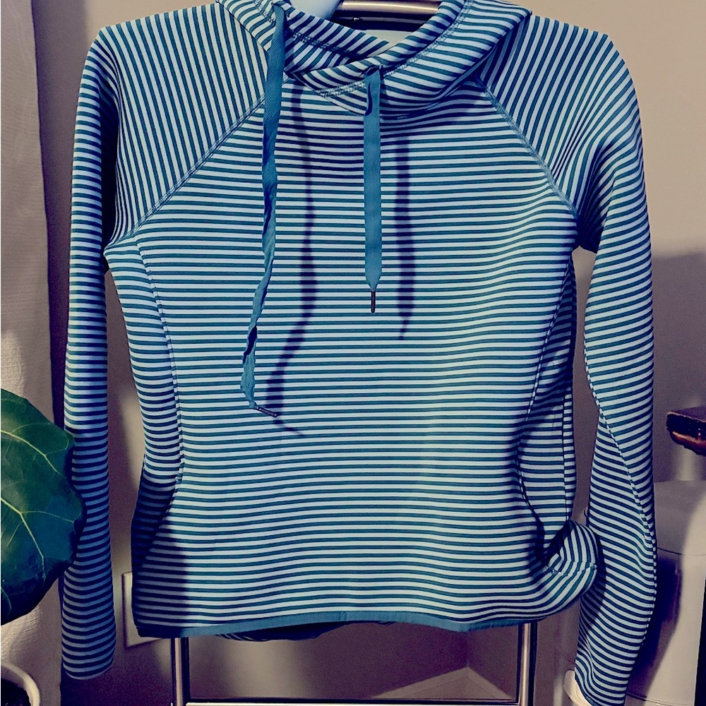 Columbia hoodie
